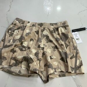Legends Shorts